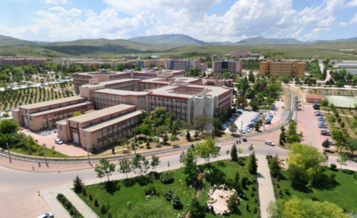 Selçuk Üniversitesi'nde ikinci aşı skandalı