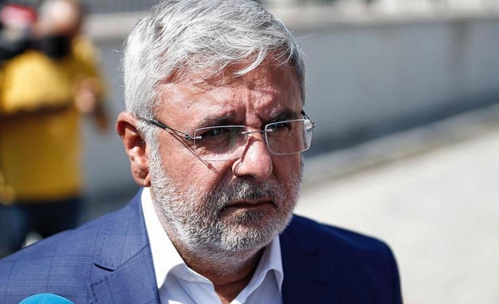 AKP’li Mehmet Metiner: Başkanlık sisteminin revize edilmesi gerekiyor!