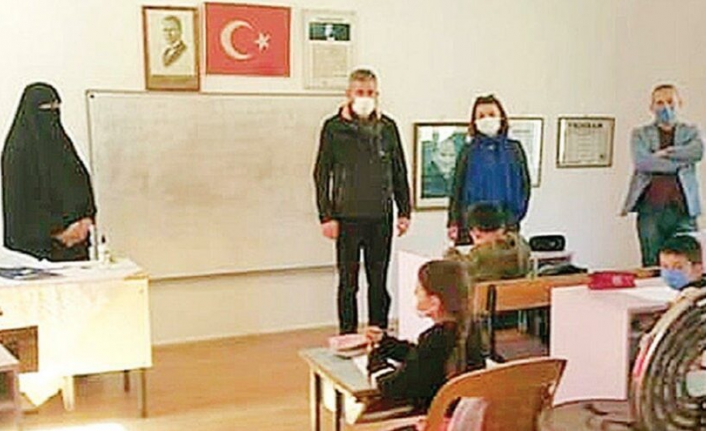 ‘MEB’i tarikatlar ve cemaatler yönetiyor’