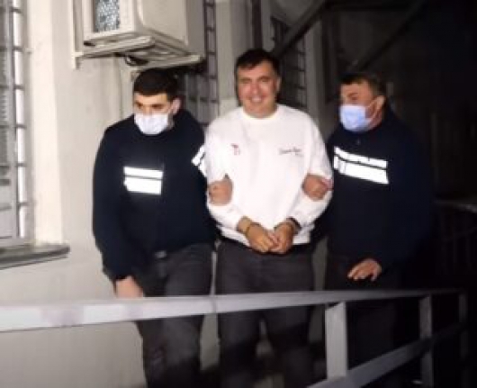 Eski Gürcistan Devlet Başkanı Saakaşvili açlık grevinde annesi Ukrayna’dan yardım istiyor