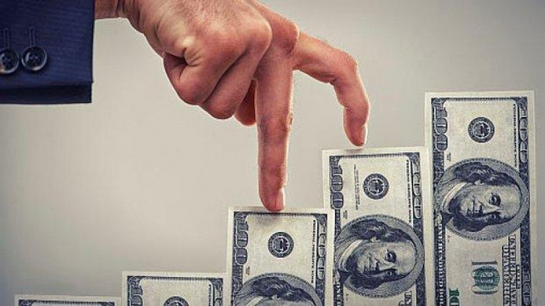 Dolar 11 lirayı aştı
