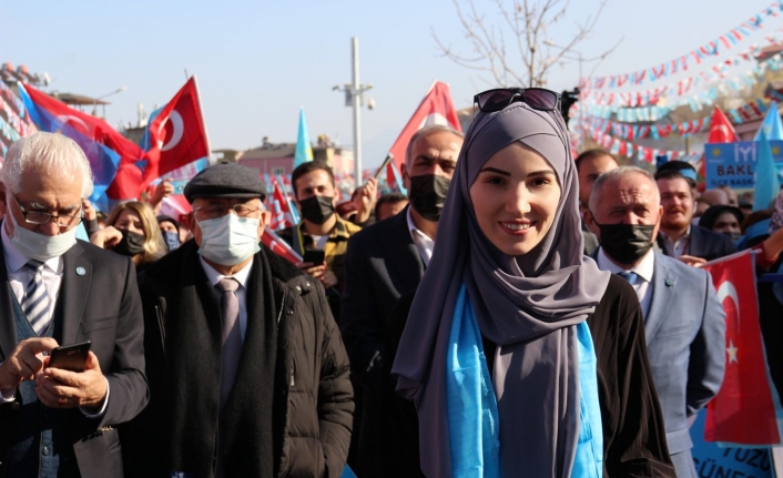 İYİ Parti GİK Yedek Üyesi Aslıhan Elibol'dan erken seçim çağrısı!