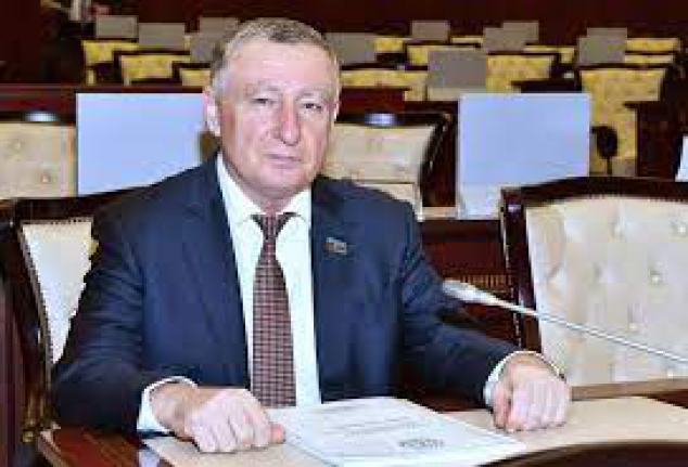 Azerbaycan Parlamentosu Milletvekili Meşhur Memmedov: “Milli lider Haydar Aliyev, devletimizin asırlık tarihinde yeni bir parlak sayfa açan eşsiz bir insandır”