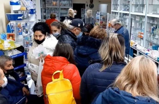 Bulgarlar Edirne’deki eczanelere akın etti