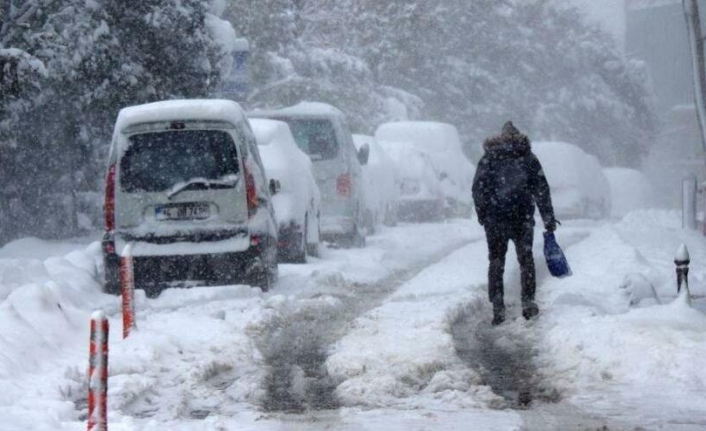 Kar etkisini artırarak sürecek... Hafta sonuna dikkat!