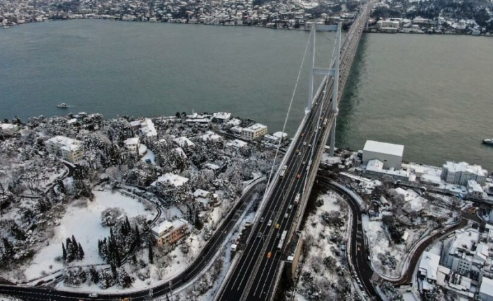İBB saat vererek uyardı: Kar yağışı akşam geri dönüyor
