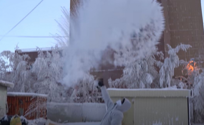 Dünyanın "En Soğuk" Şehrine Yolculuk: Yakutsk -71°C