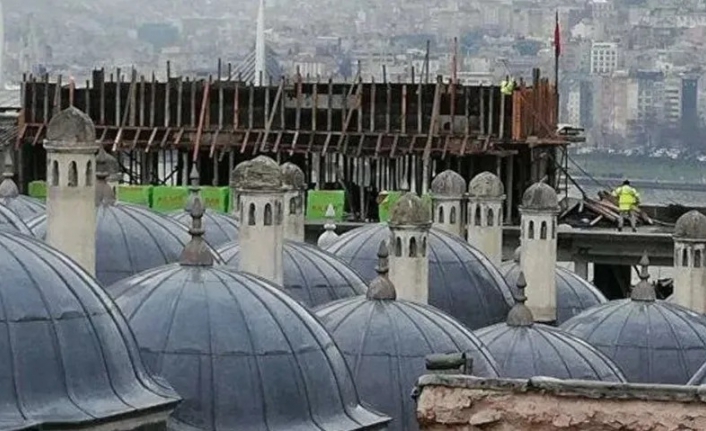 Süleymaniye camiinin siluetini bozan ucube bina mühürlendi