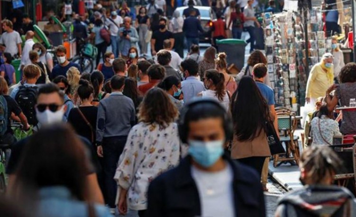 Bilim Kurulu üyesinden 'Omicron' uyarısı: Kronik hastalığı olanlar enfekte olursa...