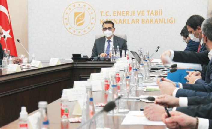 Şaka değil gerçek: Enerji zirvesinde elektrik kesildi