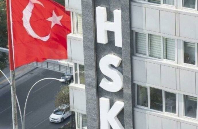 HSK, cumhuriyet savcılarını meslekten men etti!