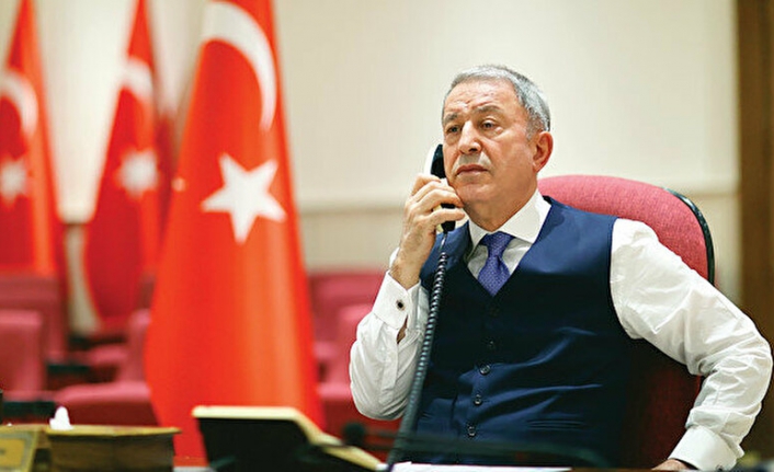 Hulusi Akar'dan Rus limanındaki gemilerle ilgili açıklama