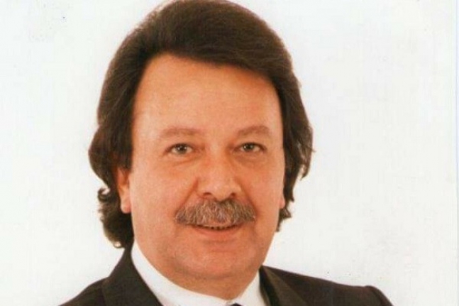 Efsane gazeteci Taner Atilla hayatını kaybetti