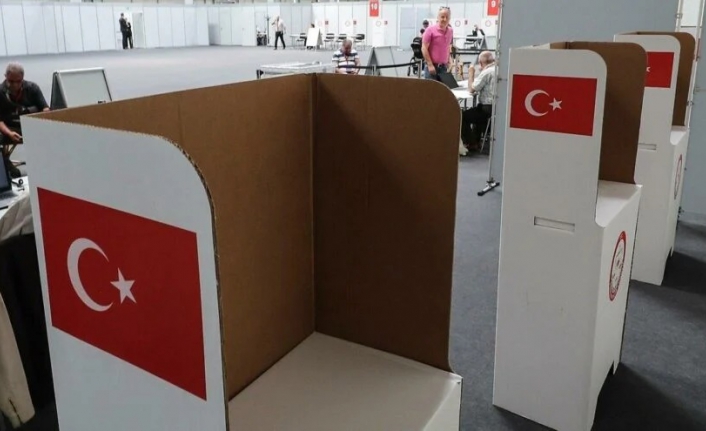 Seçim yasası görüşülürken dikkat çeken ihale!