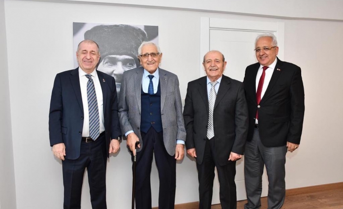 Özdağ'a destek büyüyor!