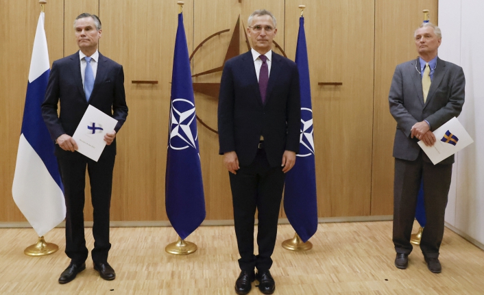 Finlandiya ve İsveç, NATO’ya üyelik için resmi başvurularını sundu