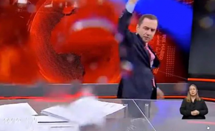 Sosyal medya bununla çalkalanıyor! Selçuk Tepeli çiftçiliğin yok edilmesine adeta çıldırdı! Canlı yayında bardağı tokatladı! Resmen kamera banyo yaptı