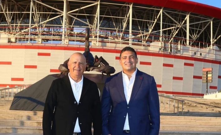 Öztürk ailesinden Antalyaspor için aylık 1 milyon euro ödeme!