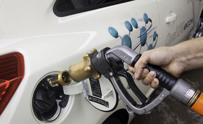 LPG'ye yeni zam geliyor. Benzin ve motorin sırada bekliyor