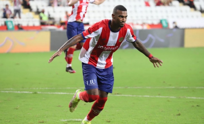 Trabzonspor Haji Wright’tan vazgeçmiyor