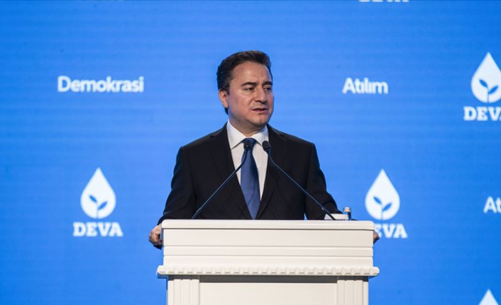 DEVA Partisi lideri Ali Babacan: Sokaktaki fiyatlardan haberi olmayan iki kişi var