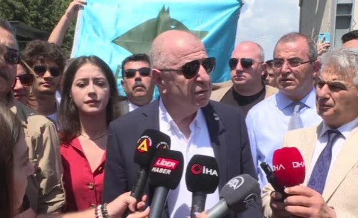 Zafer Partisi Genel Başkanı Özdağ, partisinin Antalya İl Kongresi'nde konuştu