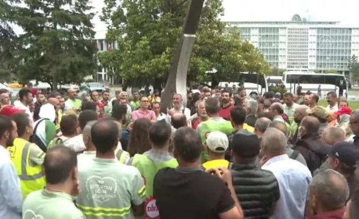AĞAÇ A.Ş.'de çalışan emekçiler Saraçhane'de toplandı! Süreçte dikkat çeken İyi Parti detayı
