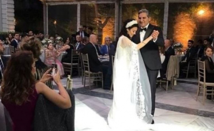 CHP'nin önde gelen isimleri Aykut Aydoğdu ve Tuba Torun dünya evine girdi