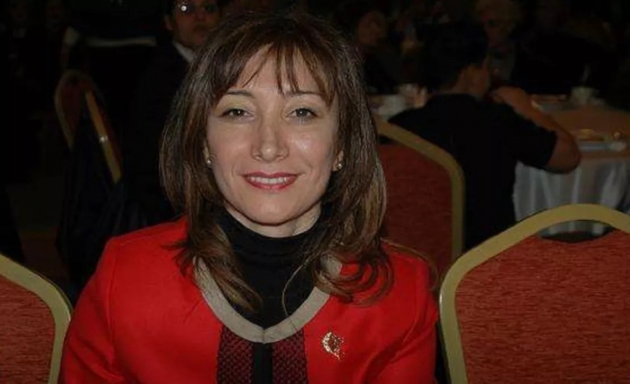 MHP'nin acı günü: Prof. Dr. Şennur Şenel hayatını kaybetti