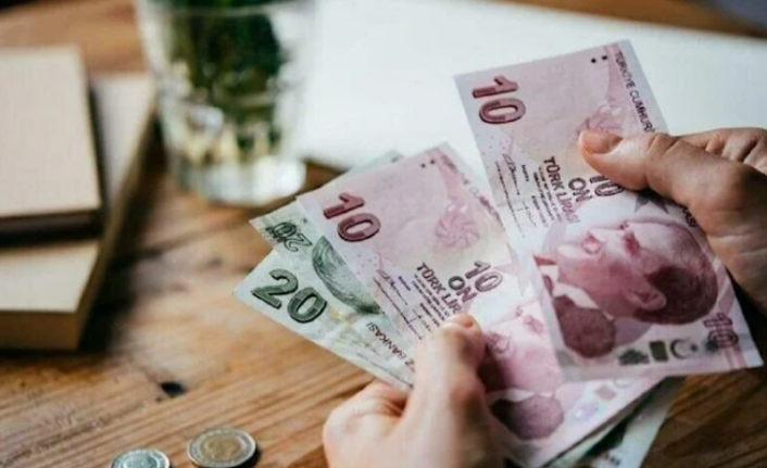 AKP, asgari ücretle ilgili tarih verdi