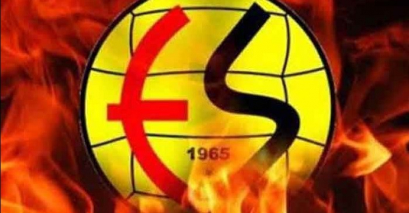 Eskişehirspor'da transfer yasağı açıklaması...