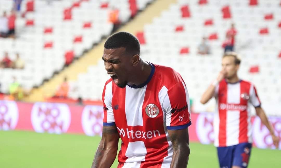 Büyük iddia: Haji Wright, Trabzonspor’a gitmek için alacağından vazgeçti!