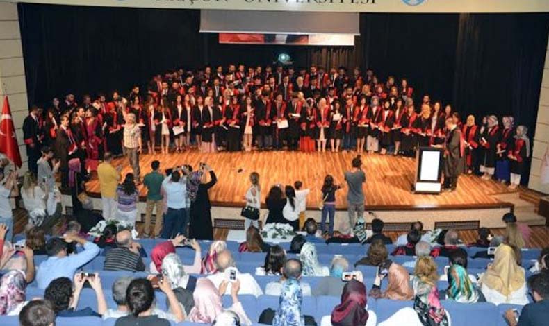 ZAFER PARTİSİ KONYA İL BAŞKANI ÜMÜTKESMEZ'DEN SELÇUK TIP ÖĞRENCİLERİNE DESTEK