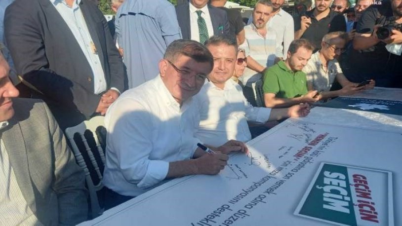 GELECEK PARTİSİ'NDEN ERKEN SEÇİM İÇİN İMZA KAMPANYASI