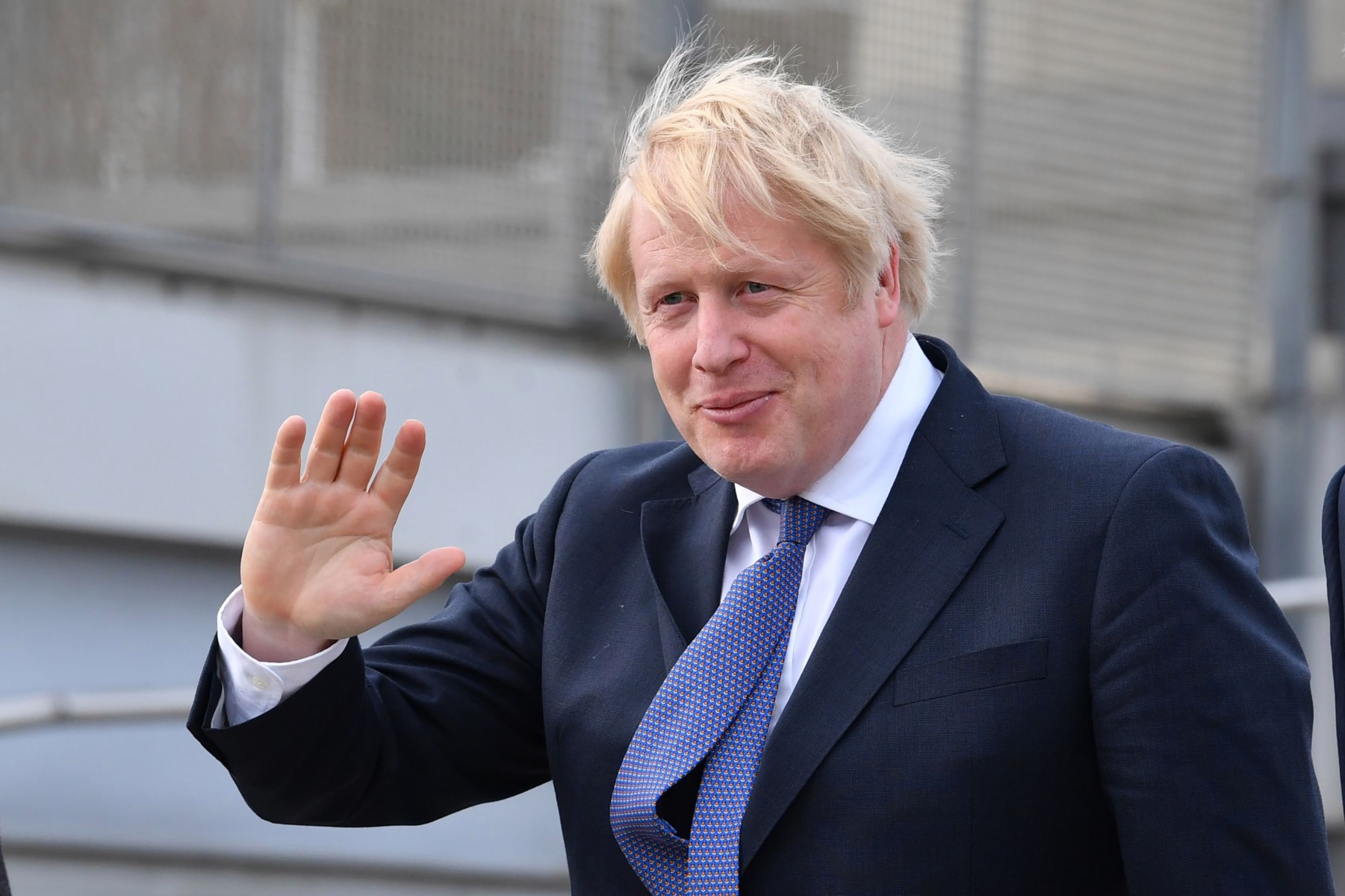 BORİS JOHNSON İSTİFA ETTİ