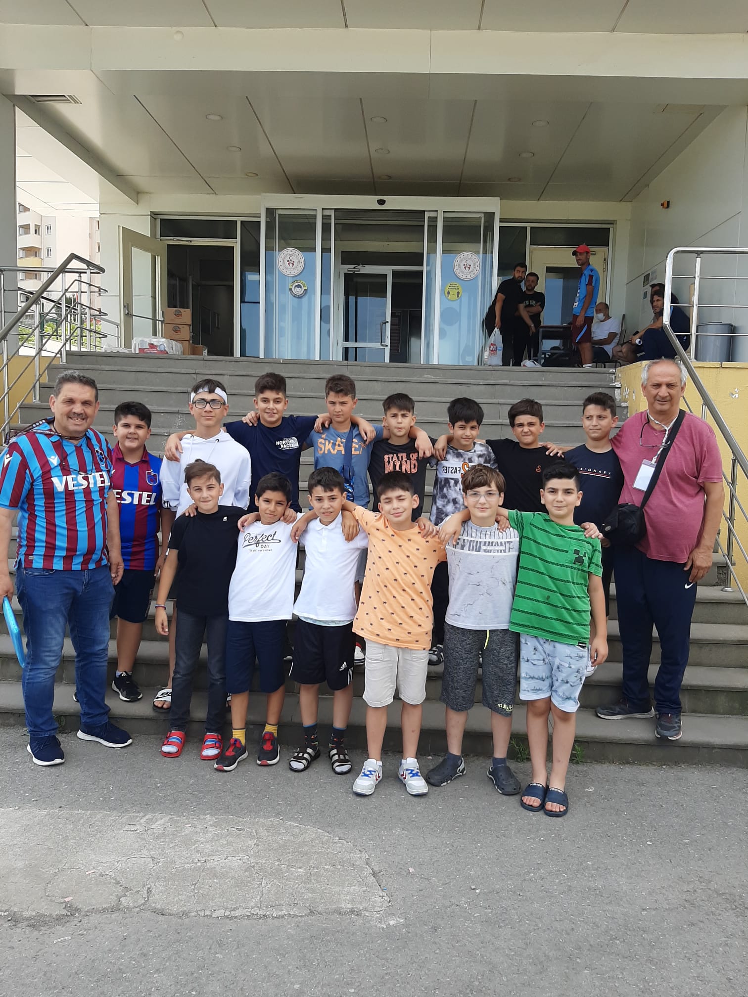 TRABZONSPOR FUTBOL OKULLARI TURNUVASINA İLGİ BÜYÜK