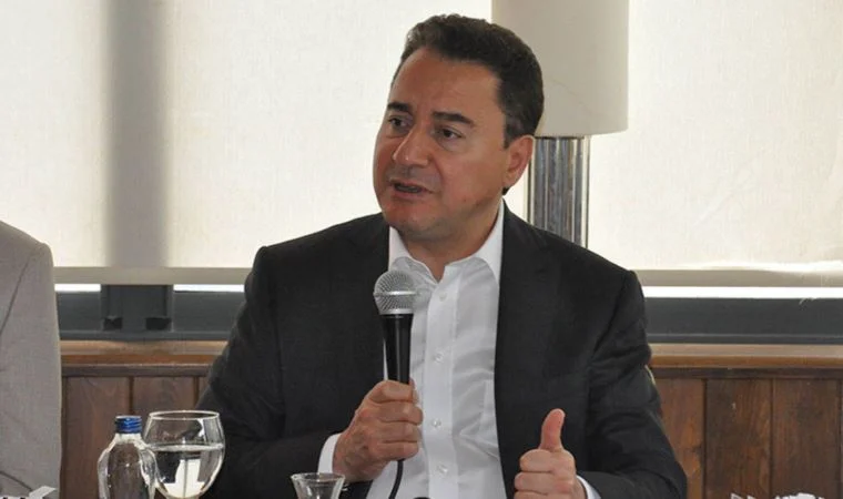 BABACAN İKTİDARA SERT SÖZLERLE YÜKLENDİ