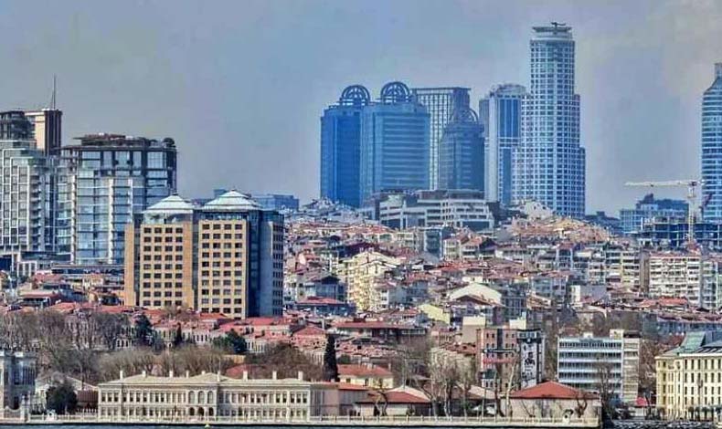 Halk ev bulamazken müteahhide konut kıyağı