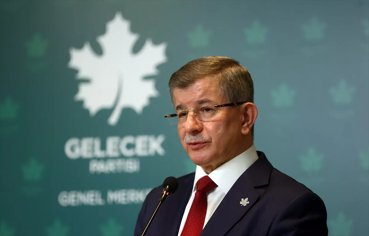 Davutoğlu'ndan itiraf gibi açıklama