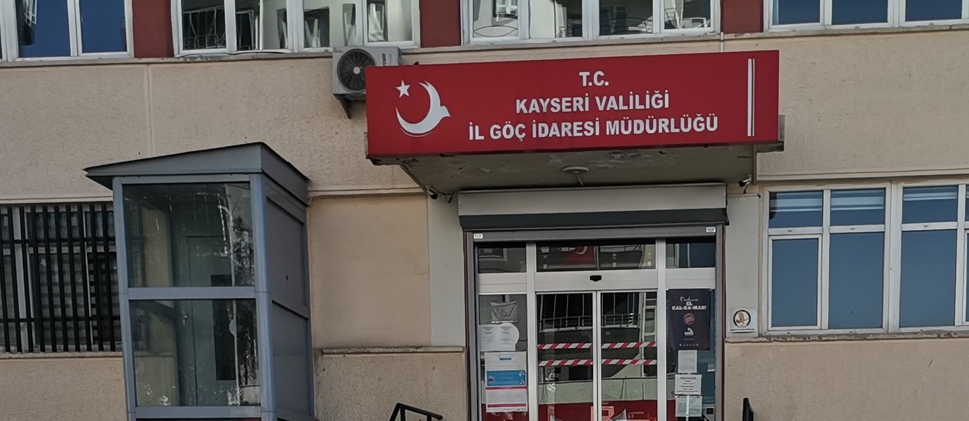 Zafer Partisinden Gözlüklü Eylem