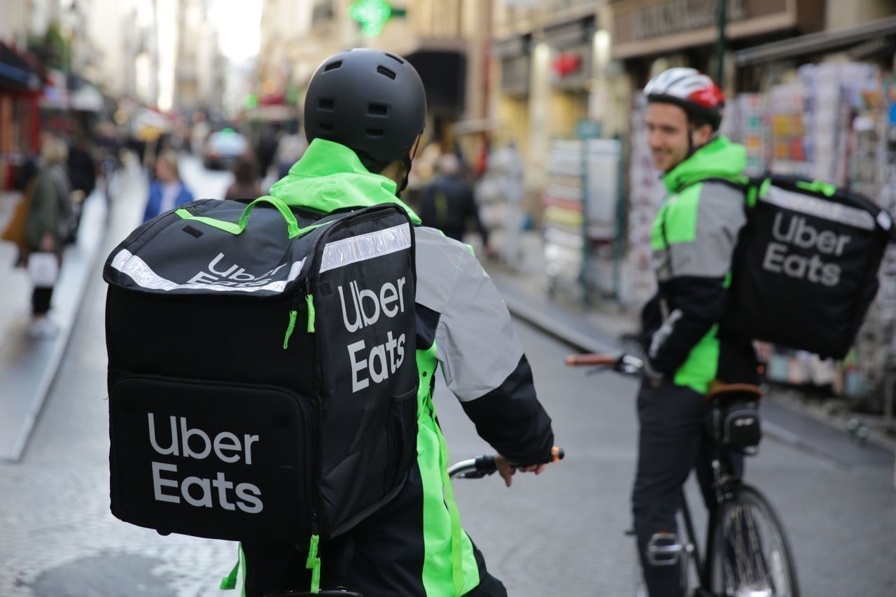 Uber esrar dağıtımına başladı