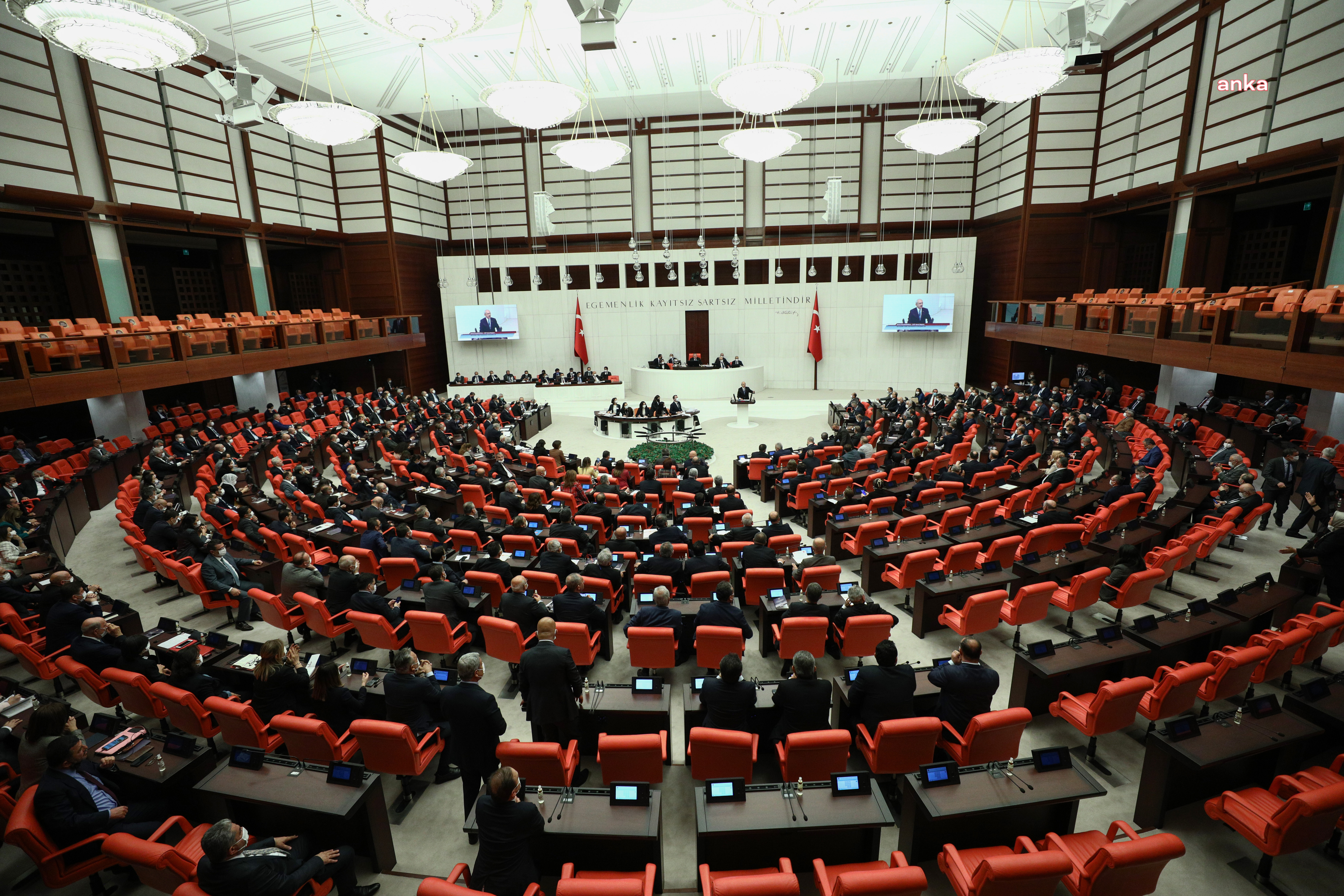 TSK'NIN LÜBNAN'DAKİ GÖREV SÜRESİNİ 1 YIL DAHA UZATAN TEZKERE, TBMM GENEL KURUL'DA KABUL EDİLDİ