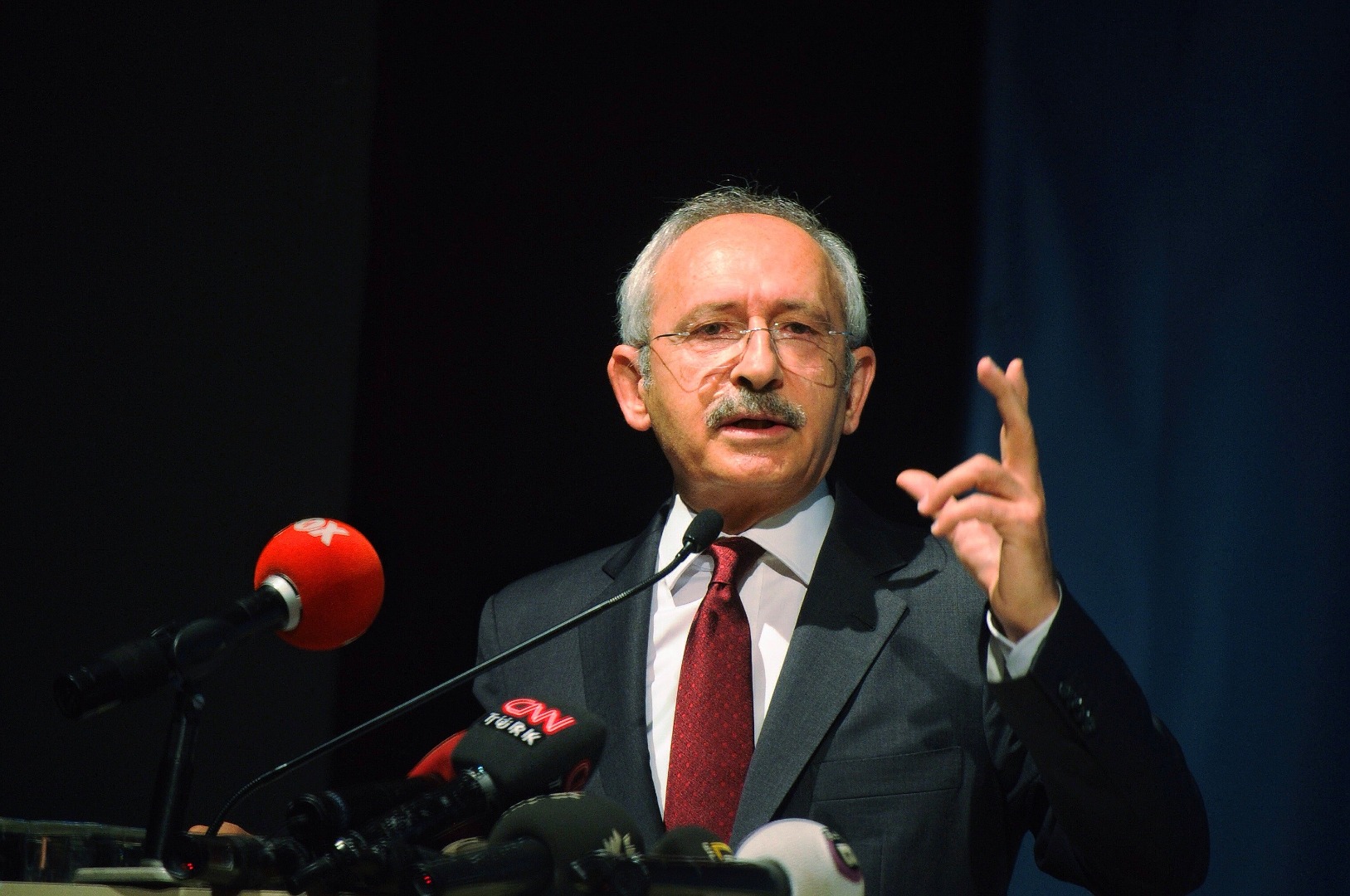 Kılıçdaroğlu’ndan Cumhuriyet'i hedef alan AKP'li Ünal'a sert sözler!