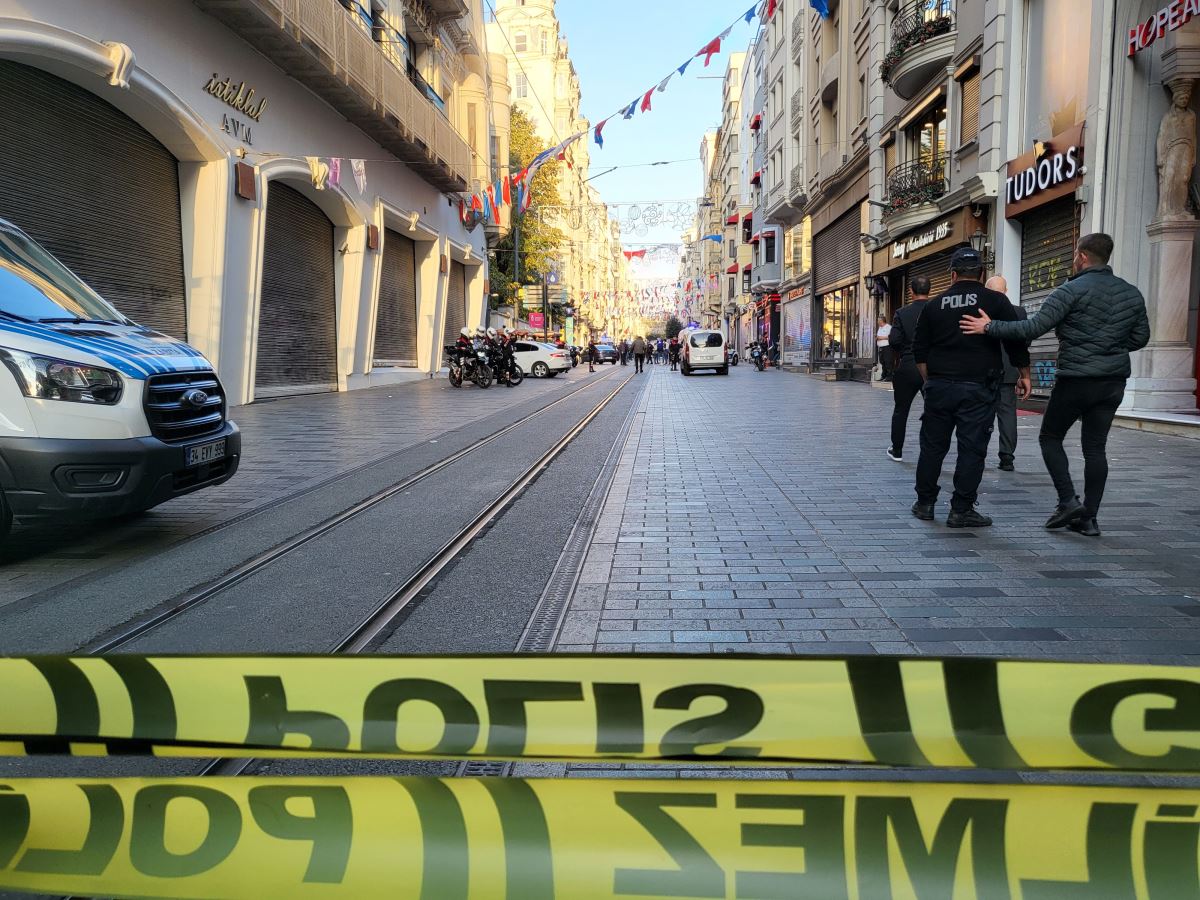 İstiklal Caddesi'nde patlama! Çok sayıda ölü ve yaralı var