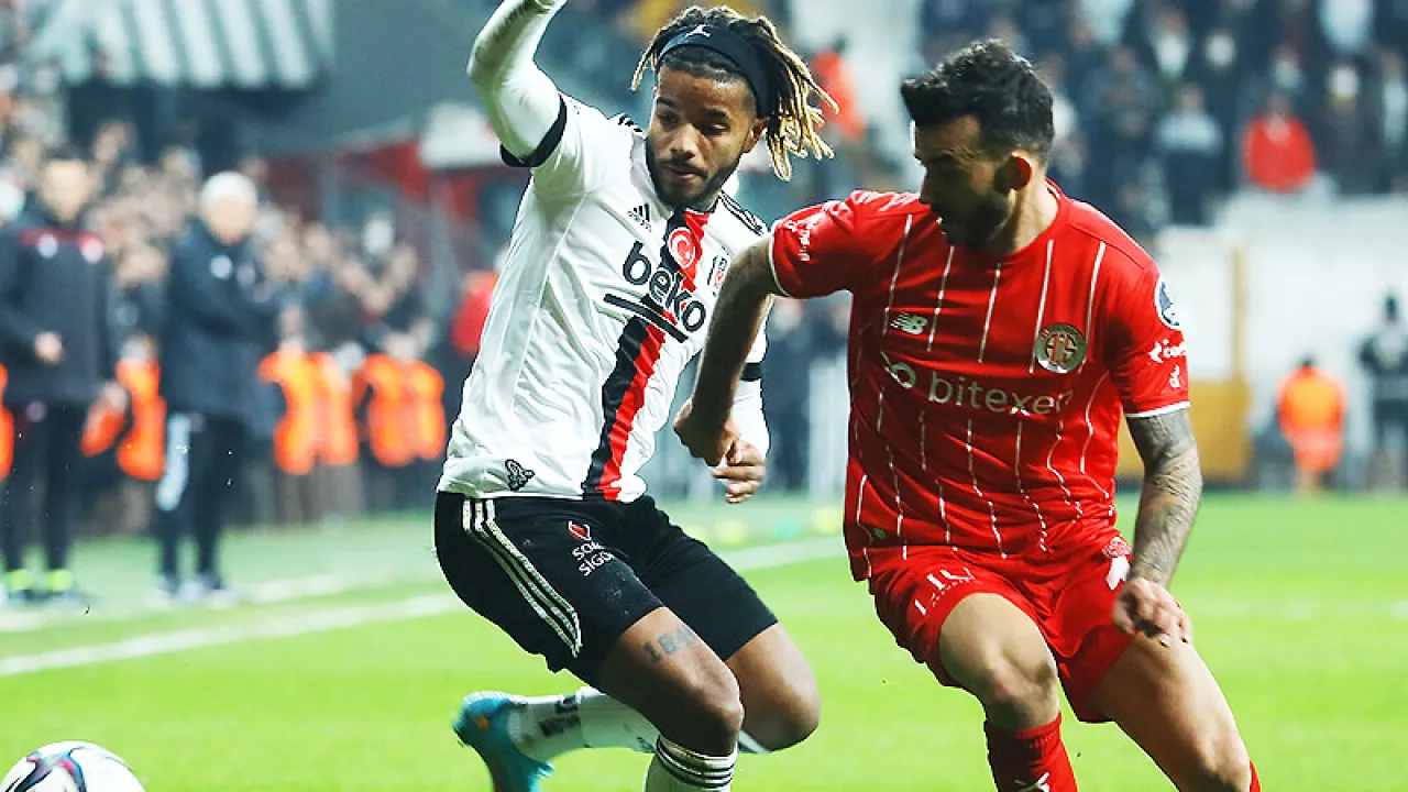 Beşiktaş-Antalyaspor maçı ertelendi mi?
