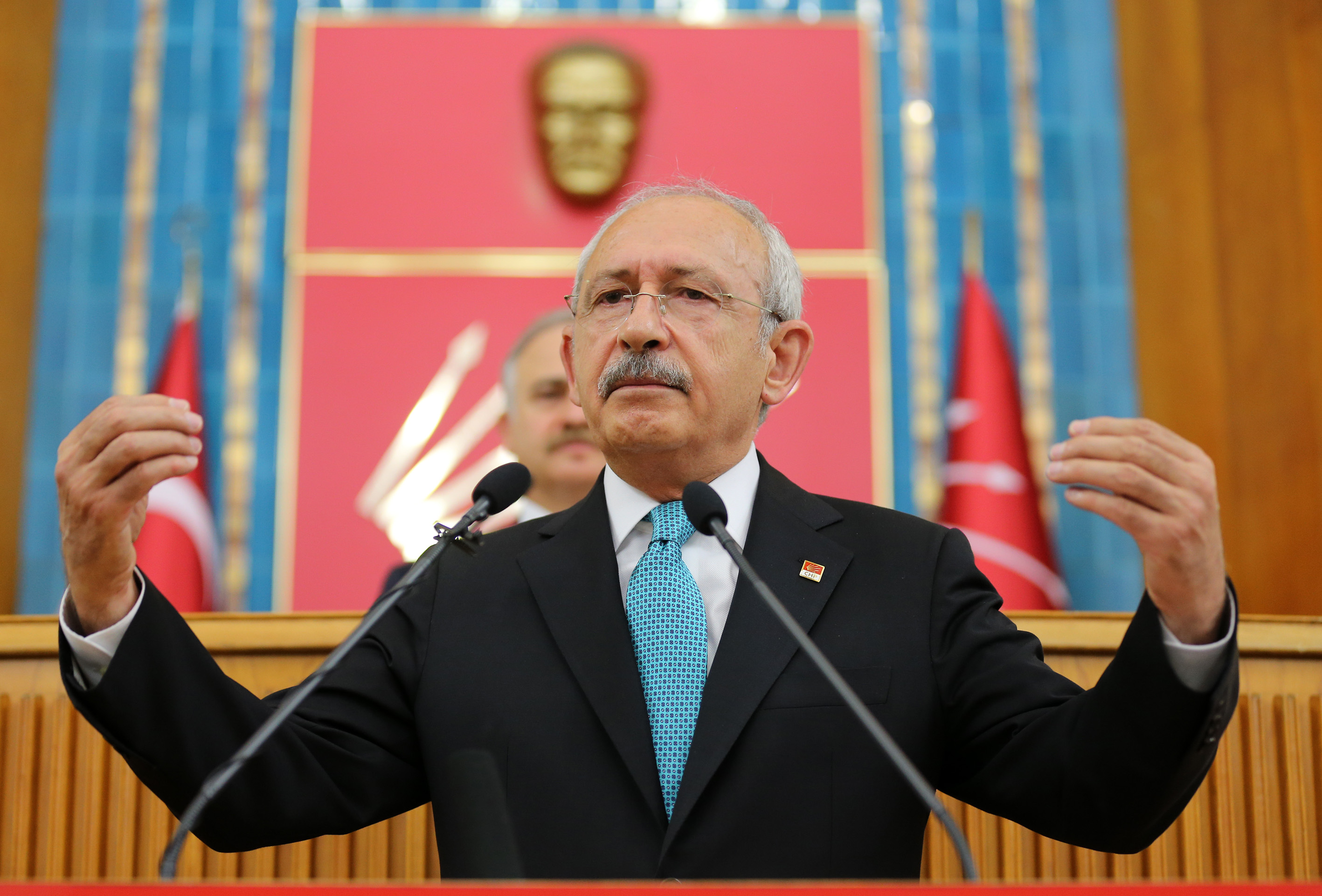 Yeni Akit skandal bir habere imza atmıştı... CHP harekete geçti