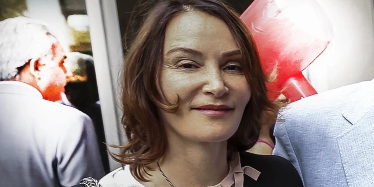 Aslı Baykal CHP'yi hedef aldı