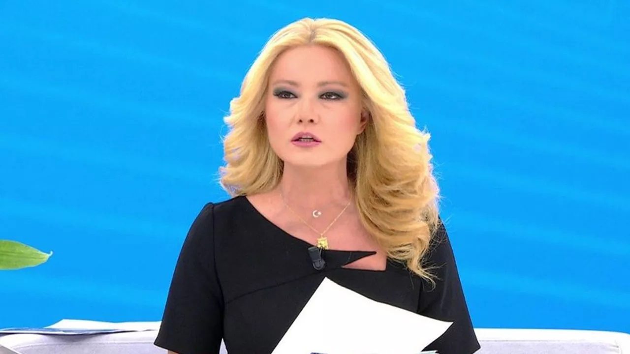 'Savaşma Seviş!'