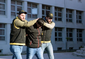 Cinayet suçunu kardeşinin üstüne attı!