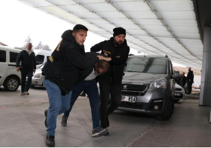 Cinayet şüphelisi ve iki arkadaşı gözaltına alındı